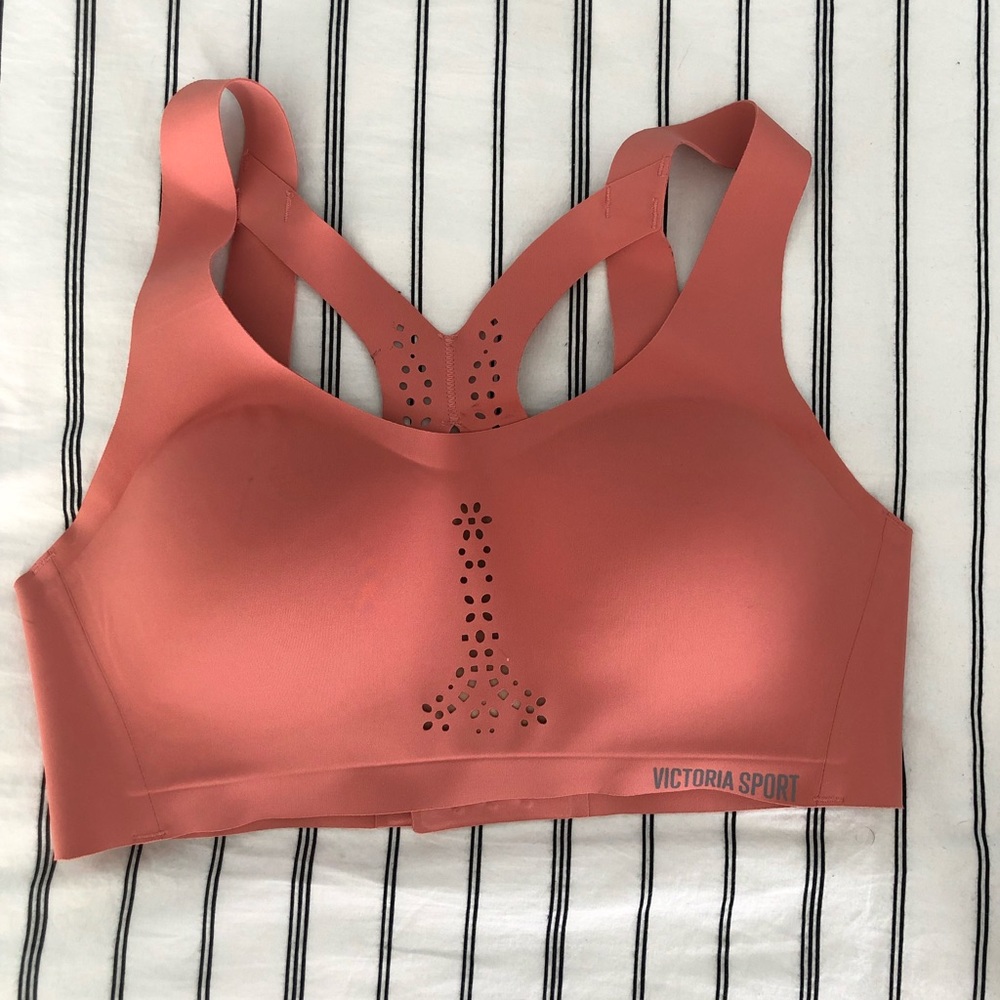 VICTORIA’S SECRET Coral Pink Sports Bra Angel Max